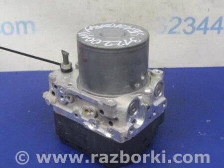 ФОТО Блок ABS для Toyota Sienna (11-16) Киев