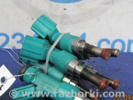 ФОТО Форсунка топливная для Toyota Sienna (11-16) Киев