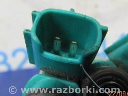 ФОТО Форсунка топливная для Toyota Sienna (11-16) Киев