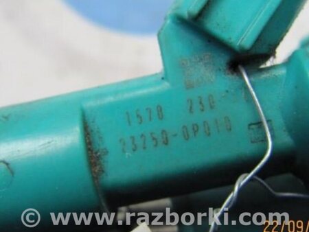 ФОТО Форсунка топливная для Toyota Sienna (11-16) Киев