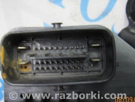 ФОТО Блок ABS для Toyota Sienna (11-16) Киев
