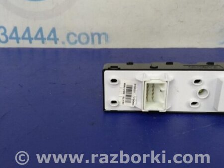 ФОТО Кнопка стеклоподьемника для Hyundai Sonata LF (04.2014-...) Киев