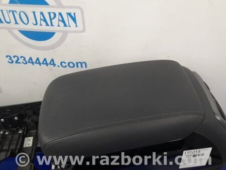 ФОТО Консоль центральная для KIA Sorento UM Киев