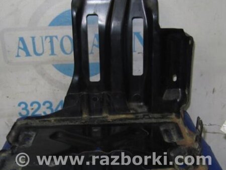 ФОТО Полка аккумулятора для Suzuki SX4 Киев