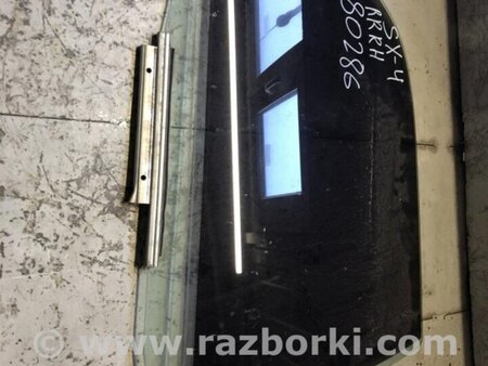 ФОТО Стекло двери для Suzuki SX4 Киев