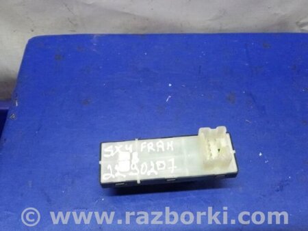 ФОТО Кнопка стеклоподьемника для Suzuki SX4 Киев