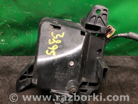 ФОТО Блок предохранителей для Scion tC (2005-2010) Киев