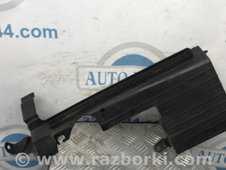 ФОТО Дефлектор радиатора для Nissan Tiida/Versa C11 Киев