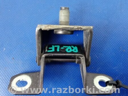 ФОТО Петля крышки багажника для Nissan Tiida/Versa C11 Киев