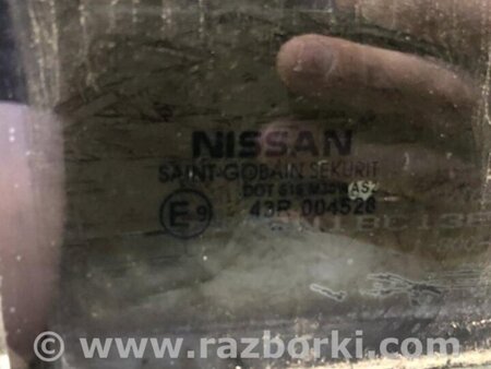 ФОТО Стекло двери для Nissan Tiida/Versa C11 Киев