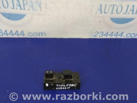 ФОТО Кнопка стеклоподьемника для Nissan Tiida/Versa C11 Киев