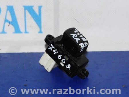 ФОТО Кнопка стеклоподьемника для Nissan Tiida/Versa C11 Киев