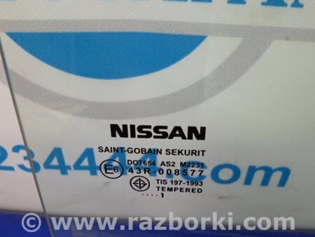 ФОТО Стекло двери для Nissan Tiida/Versa C11 Киев