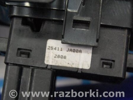 ФОТО Кнопка стеклоподьемника для Nissan Tiida/Versa C11 Киев