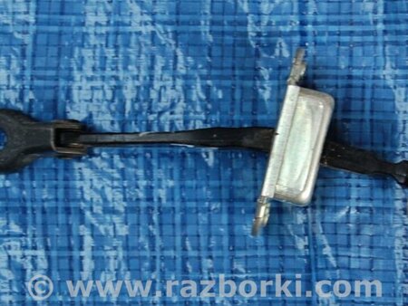 ФОТО Ограничитель двери для Nissan Tiida/Versa C11 Киев