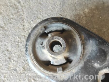ФОТО Рычаг передний нижний для Toyota Auris E150 (10.2006-11.2012) Киев