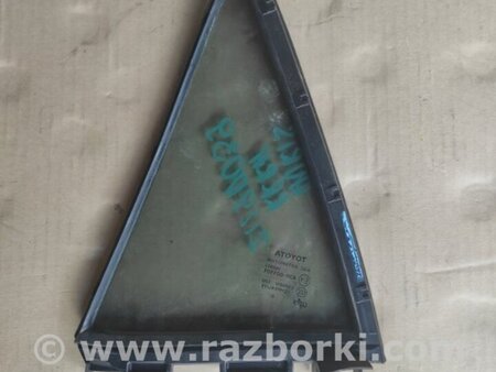 ФОТО Стекло двери глухое для Toyota Auris E150 (10.2006-11.2012) Киев