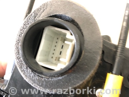 ФОТО Замок двери для Toyota Auris E150 (10.2006-11.2012) Киев