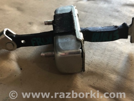 ФОТО Ограничитель двери для Toyota Auris E150 (10.2006-11.2012) Киев
