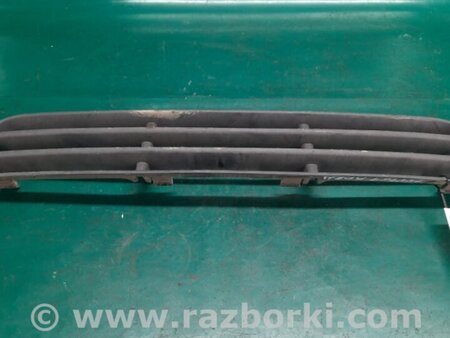 ФОТО Решетка переднего бампера для Volkswagen Bora A4 (08.1998-01.2005) Киев