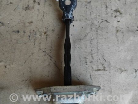 ФОТО Ограничитель двери для Toyota Camry 50 XV50 (08.2011-11.2014) Киев