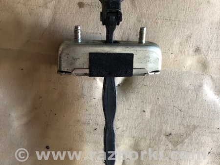 ФОТО Ограничитель двери для Toyota Camry 50 XV50 (08.2011-11.2014) Киев