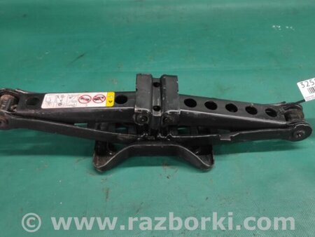 ФОТО Домкрат для Jeep Compass (06-15) Киев
