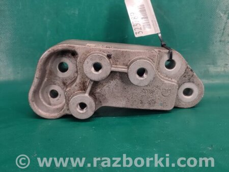 ФОТО Кронштейн крепления КПП для Jeep Compass (17-21) Киев