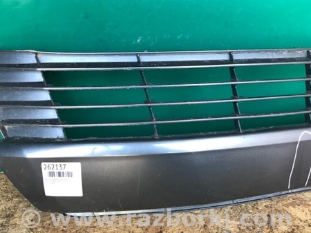 ФОТО Решетка переднего бампера для Toyota Corolla E170 Киев