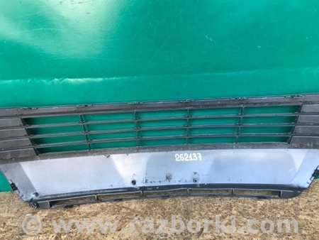 ФОТО Решетка переднего бампера для Toyota Corolla E170 Киев