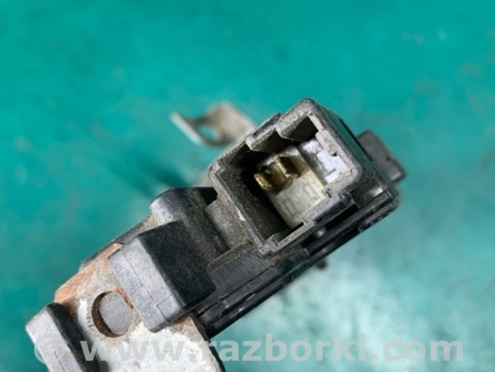 ФОТО Замок двери для Subaru Forester SF Киев