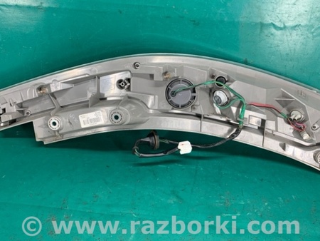 ФОТО Фонарь задний наружный для Nissan LEAF (10-17) Киев