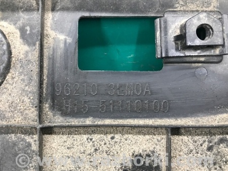 ФОТО Площадка номерного знака для Nissan NV200 USA (2013-) Киев