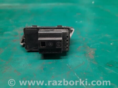 ФОТО Кнопка центрального замка для Volkswagen Passat B7 (09.2010-06.2015) Киев