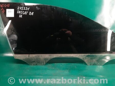 ФОТО Стекло двери для Volkswagen Passat B8 (07.2014-...) Киев