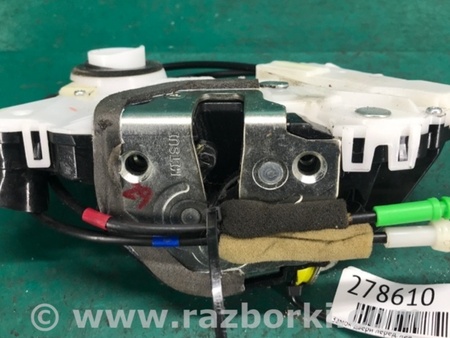 ФОТО Замок двери для Toyota Prius 30 (09-17) Киев
