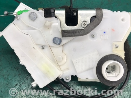 ФОТО Замок двери для Toyota Prius 30 (09-17) Киев