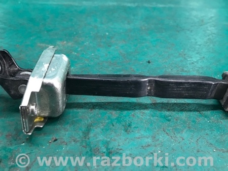 ФОТО Ограничитель двери для Toyota Prius 30 (09-17) Киев