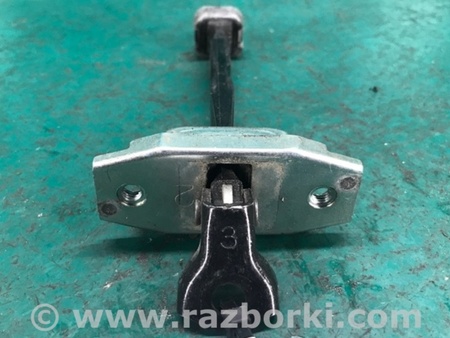 ФОТО Ограничитель двери для Toyota Prius 30 (09-17) Киев
