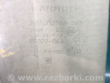 ФОТО Стекло двери для Toyota Prius 30 (09-17) Киев