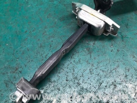 ФОТО Ограничитель двери для Toyota Prius 30 (09-17) Киев