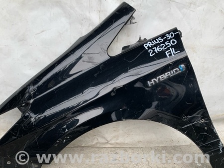 ФОТО Крыло переднее для Toyota Prius 30 (09-17) Киев