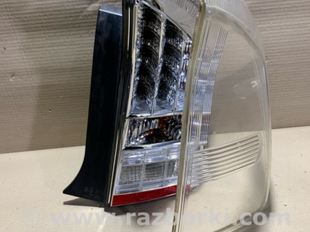 ФОТО Фонарь задний наружный для Toyota Prius 30 (09-17) Киев