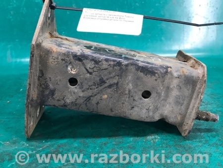 ФОТО Кронштейн усилителя переднего бампера для Toyota Sequoia (01-07) Киев