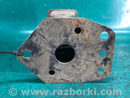 ФОТО Кронштейн усилителя переднего бампера для Toyota Sequoia (01-07) Киев