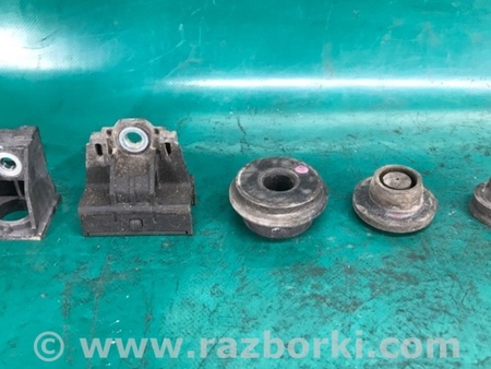 ФОТО Крепление радиатора для Toyota Sienna (11-16) Киев