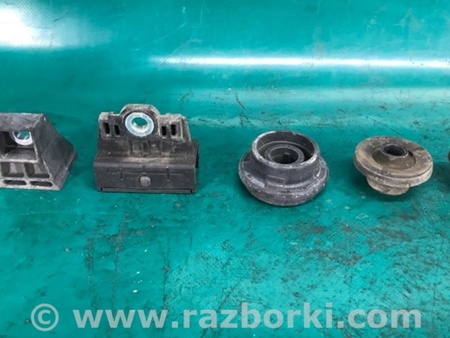 ФОТО Крепление радиатора для Toyota Sienna (11-16) Киев