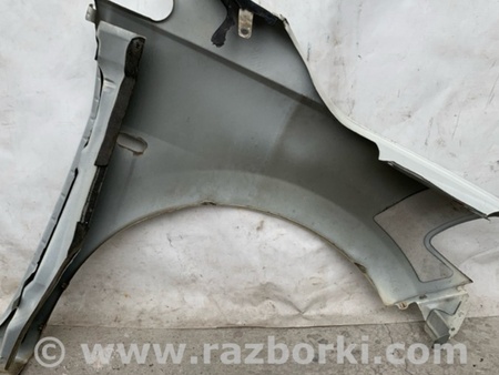 ФОТО Крыло переднее для Nissan Tiida/Versa C11 Киев