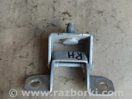 ФОТО Петля крышки багажника для Nissan Tiida/Versa C11 Киев