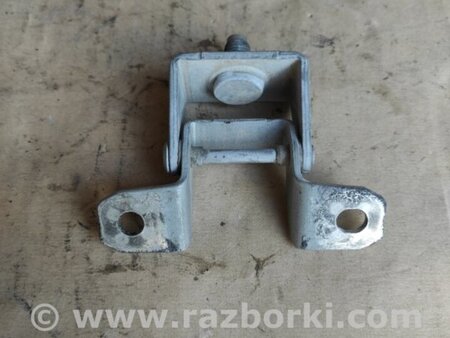 ФОТО Петля крышки багажника для Nissan Tiida/Versa C11 Киев